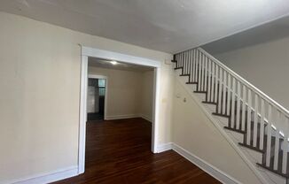 3 beds, 1 bath, $1,550