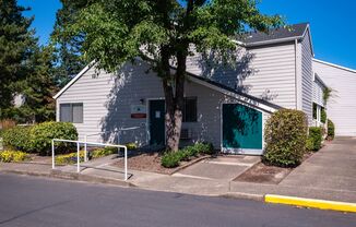 1 bed, 1 bath, 740 sqft, $1,400, Unit 335-208