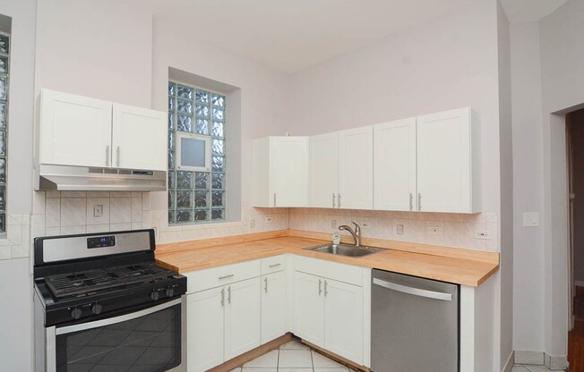 2202 BELMONT