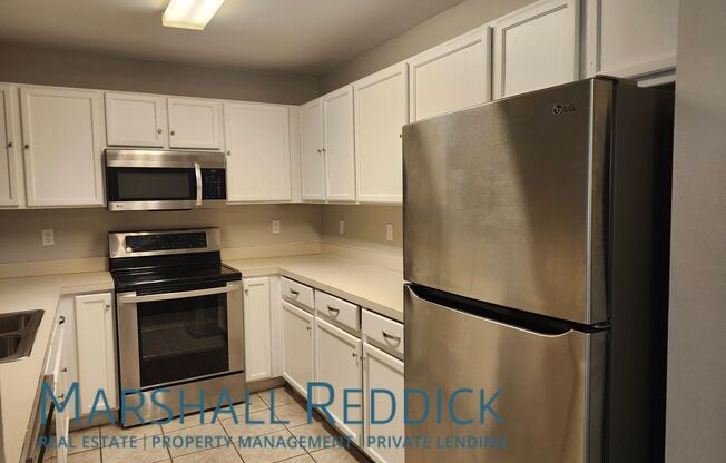 3 beds, 2 baths, $1,645, Unit 721 Homer Ave S