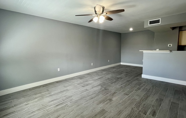 3034 PARKWAY BOULEVARD