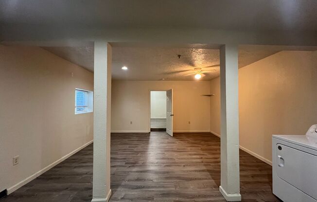 Studio, 1 bath, 450 sqft, $1,000, Unit 21-C