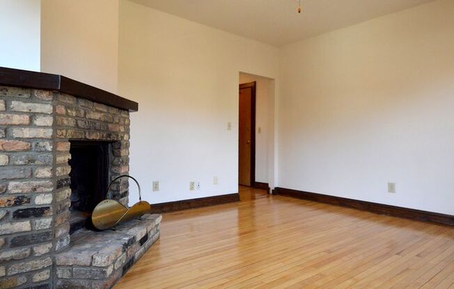 1 bed, 1 bath, 410 sqft, $965, Unit 19 - 201