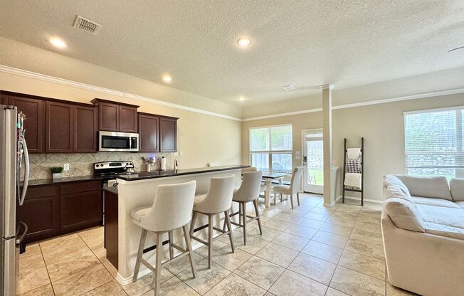 Spacious & Versatile Floor Plan in Prime South New Braunfels Location