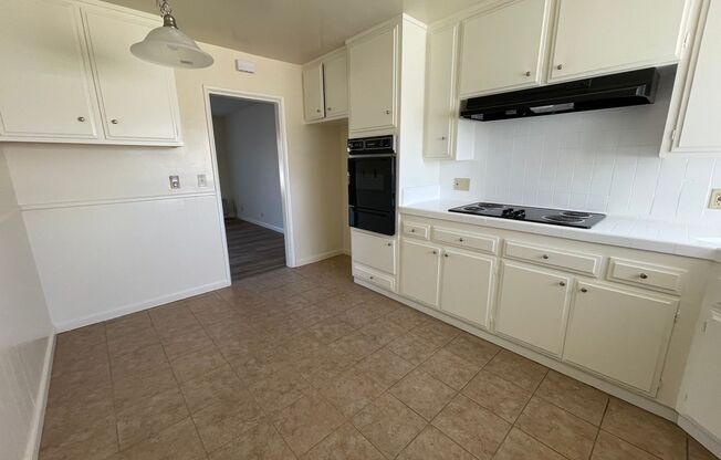 1 bed, 1 bath, 624 sqft, $1,995, Unit 320