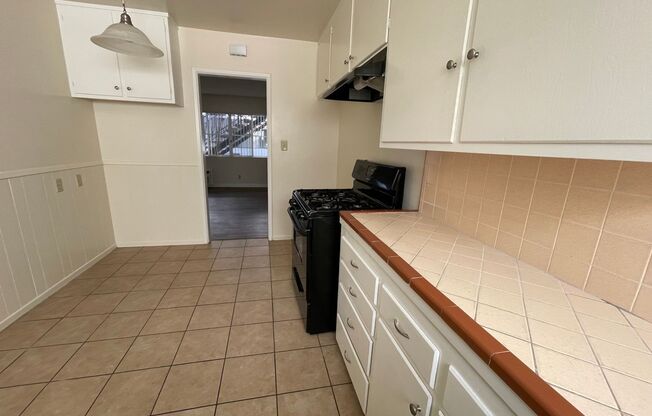 1 bed, 1 bath, 624 sqft, $1,995, Unit 117