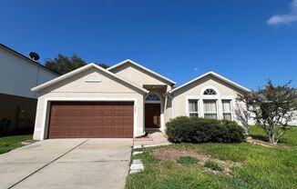 Bright & Spacious 4-Bedroom Pet-Friendly Home in Prime Orlando Location