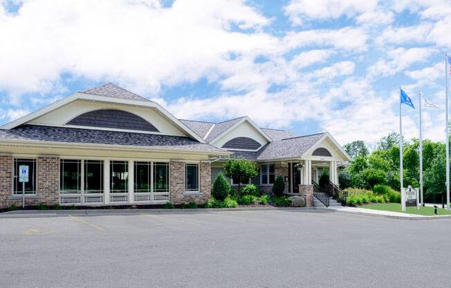 RIVERSHIRE APARTMENTS