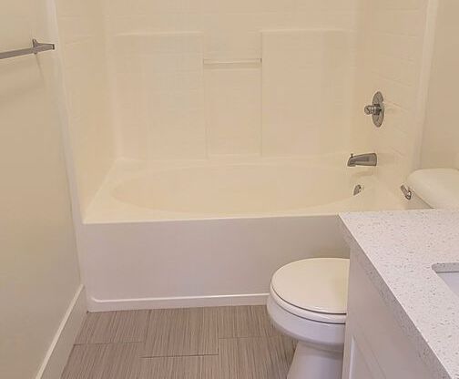 2 beds, 2 baths, 1,080 sqft, $1,950, Unit C2