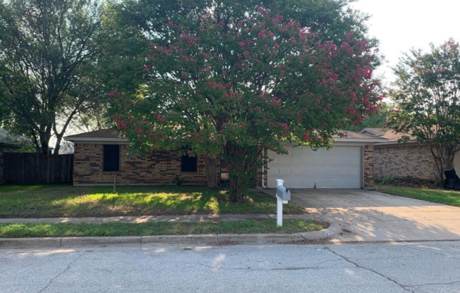 7304 MEADOWBROOK DR
