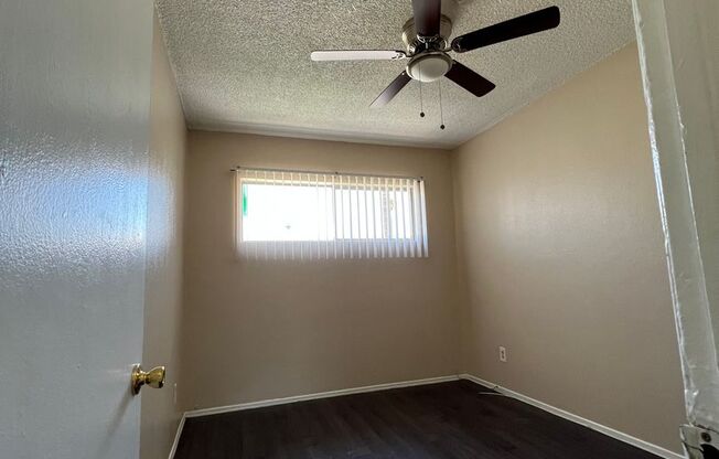 2 beds, 1 bath, $2,450, Unit 6