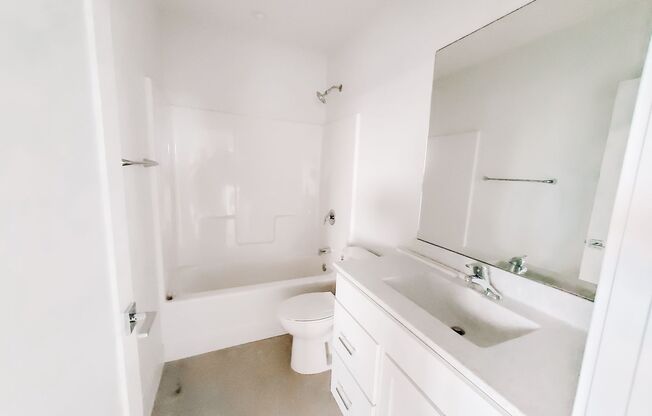 Studio, 1 bath, 480 sqft, $1,015, Unit D505