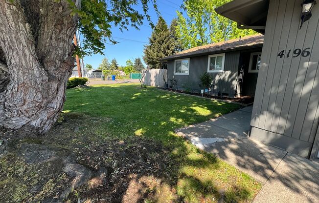 3 bedroom 1.5 bathroom home