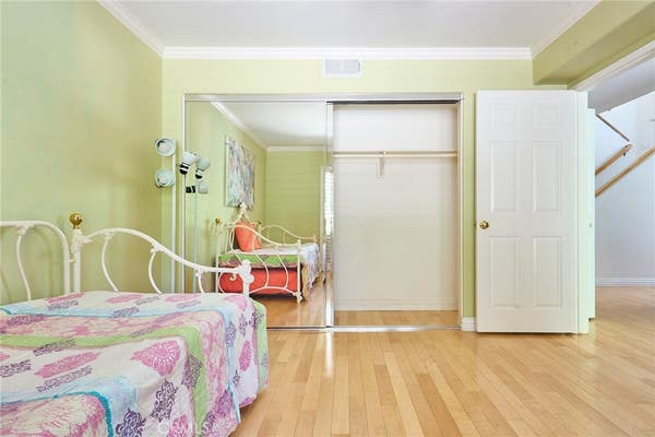 11244 SIERRA PASS PL