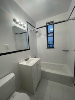 1 bed, 1 bath, $2,695, Unit 6E