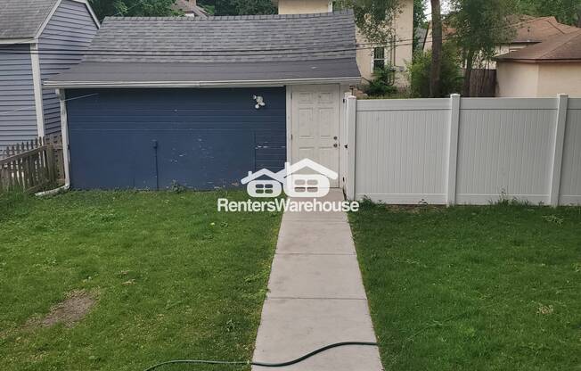 3112 40 AVE S