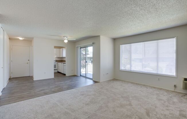 2 beds, 2 baths, 1,092 sqft, $1,875, Unit 47