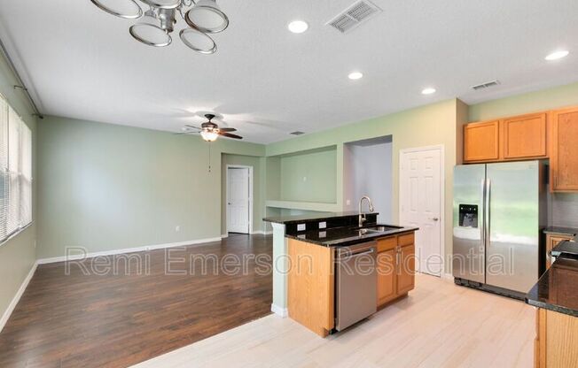 12832 OULTON CIR