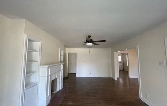 2 beds, 1 bath, $1,895