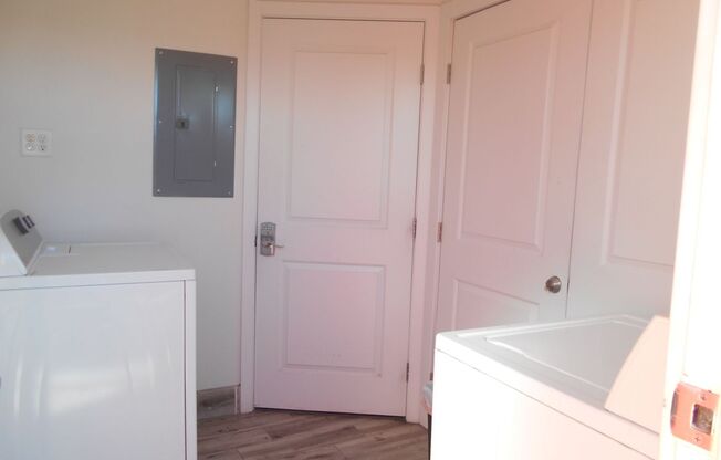 1 bed, 1 bath, $1,595, Unit # 1