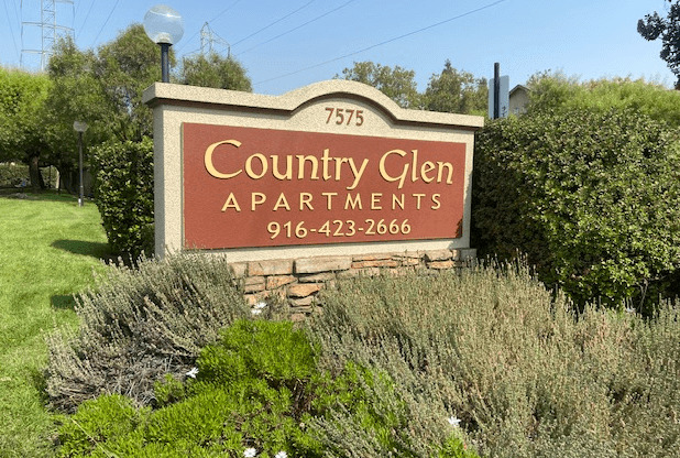 Country Glen Monument Sign