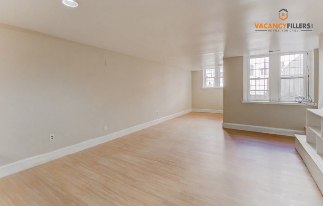 1 bed, 1 bath, $1,350, Unit 114 Apt. B