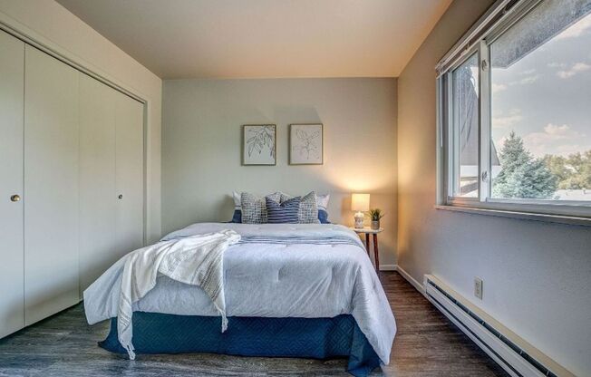 2 beds, 1 bath, 740 sqft, $1,499, Unit 814 - Unit 103