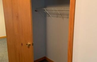 1 bed, 1 bath, $675, Unit APT B