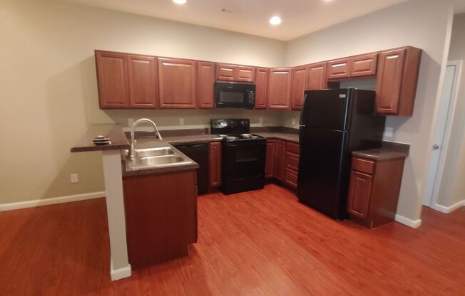 2 beds, 2.5 baths, $1,395