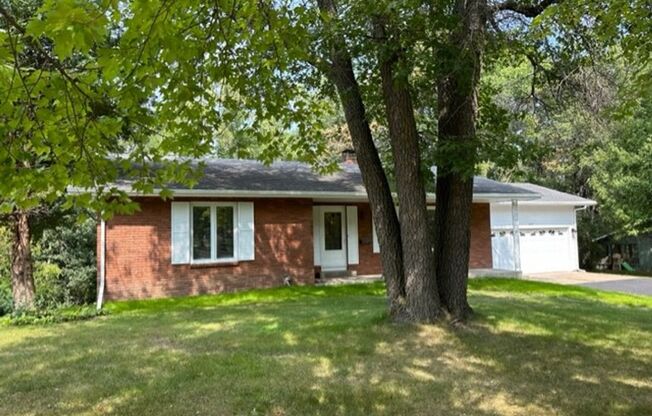 3 Bedrooms, 2 Bathrooms Single Family Home in Brainerd, MN w/2 car attached garage, paved driveway & deck