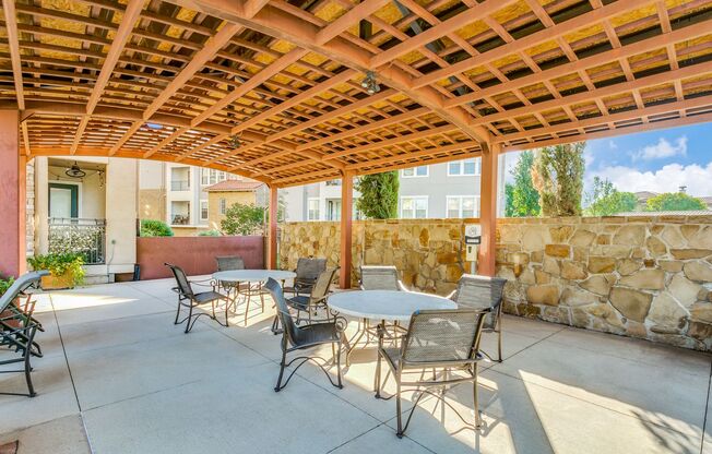 2 beds, 2.5 baths, $2,899, Unit #402