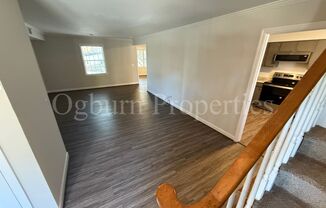 3 beds, 2 baths, $1,295, Unit 103-B