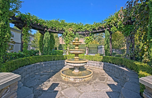 1 bed, 1 bath, 810 sqft, $2,395, Unit A102