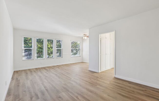 1 bed, 1 bath, 687 sqft, $2,095, Unit #16