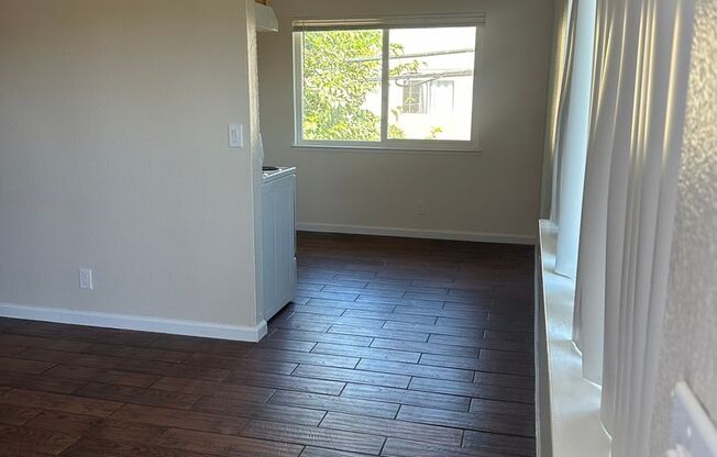 0499 - Williamsburg Dr. 3147