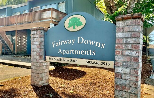 Fairway Downs - Updated Apartments - 6 Weeks Free!