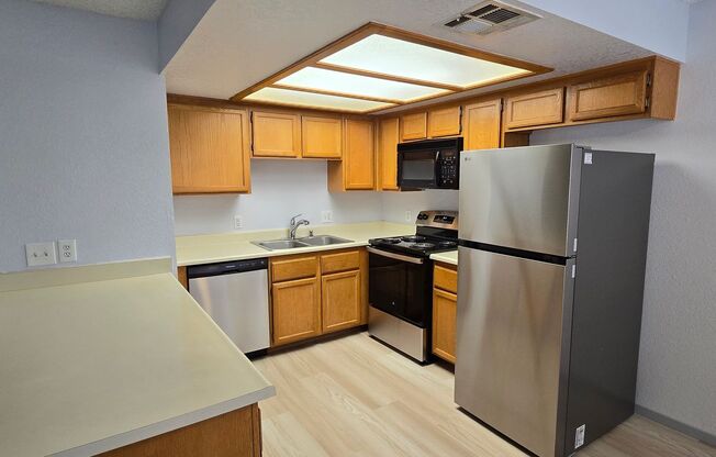 2 beds, 2 baths, $1,395, Unit # 202