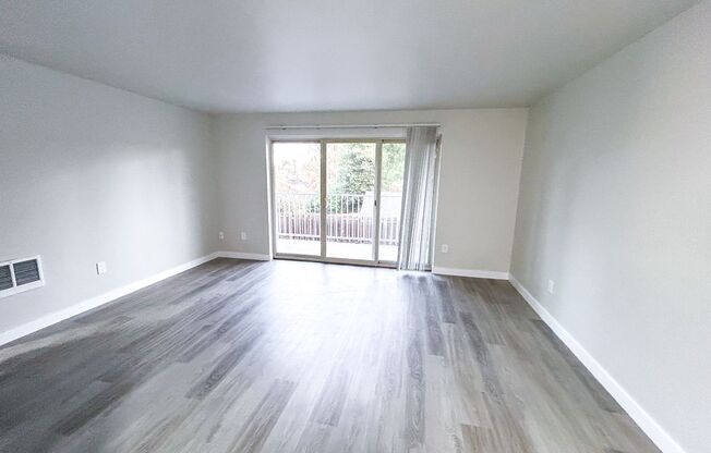 9100 Roosevelt Apartments