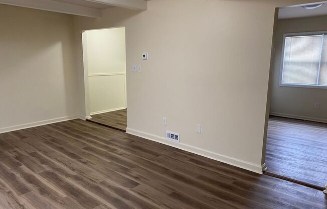 3 Bedroom, 1.5 Bathroom End of Group Townhome In Edgewood