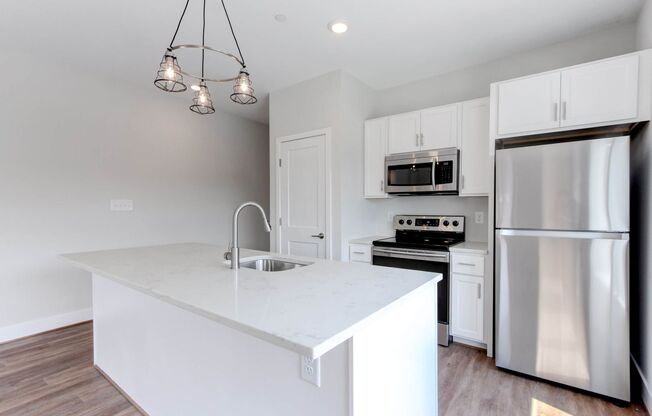 1 bed, 1 bath, 654 sqft, $1,825, Unit 407