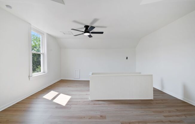 3 bed 2 bath - fresh updates, central air, laundry