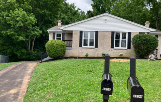520 TRENTON CT
