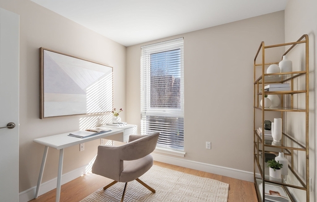 2 beds, 2 baths, 997 sqft, $4,600, Unit 402