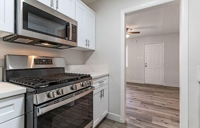 Studio, 1 bath, 287 sqft, $1,495, Unit 2726