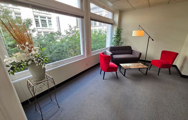 1 bed, 1 bath, 486 sqft, $1,580, Unit 405