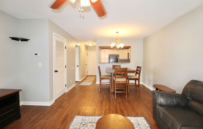 2 beds, 2 baths, $750