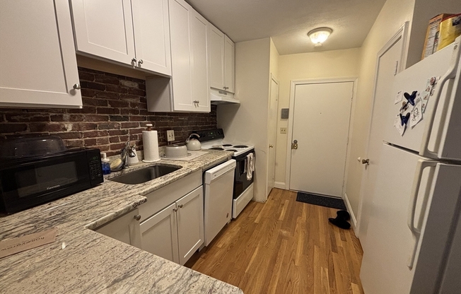99 HUDSON PATH