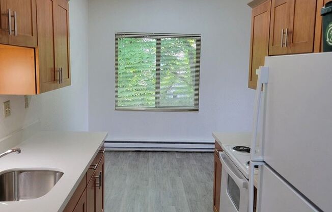 2 beds, 1 bath, 950 sqft, $2,495, Unit 39