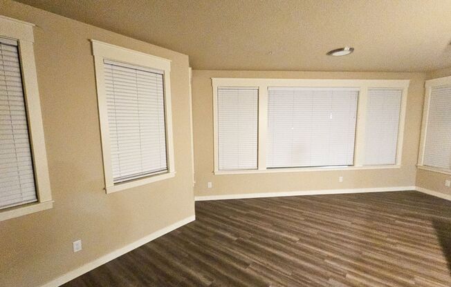 2 beds, 2 baths, 1,148 sqft, $2,450, Unit 201