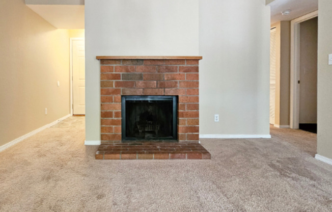 1 bed, 1 bath, 645 sqft, $1,495, Unit A-21